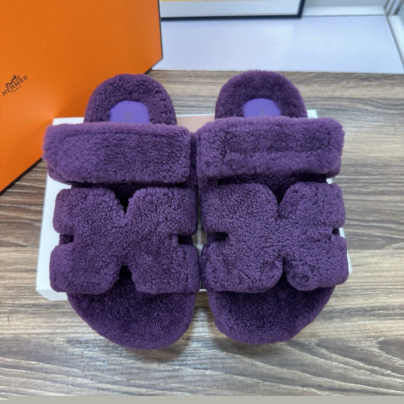 H**mes slippers